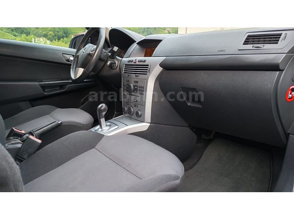YEŞİL AUTO'DAN 2011 OPEL-ASTRA-1.3CDTI-OTOMATİK