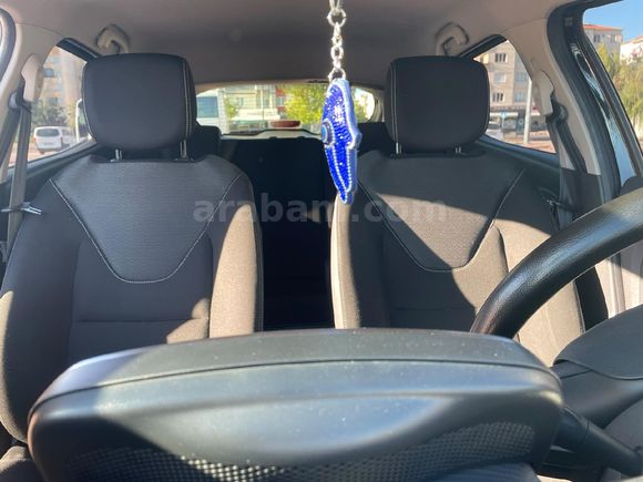 Sahibinden Renault Clio 1.2 Joy 2017 Model