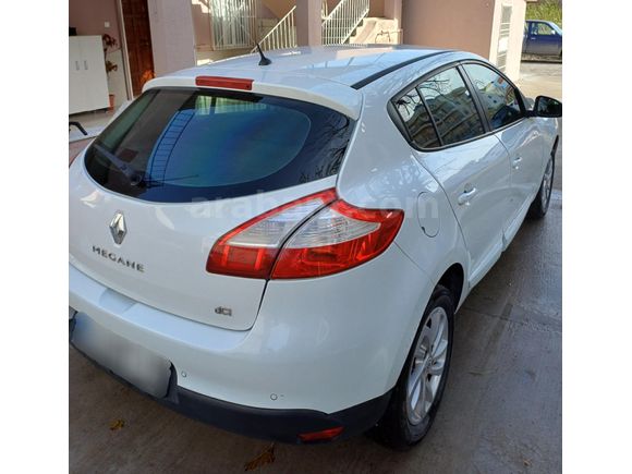 Düşük KM Megane 3 (1.5 dci)