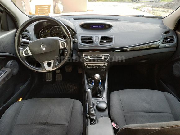 Düşük KM Megane 3 (1.5 dci)