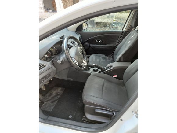 Düşük KM Megane 3 (1.5 dci)