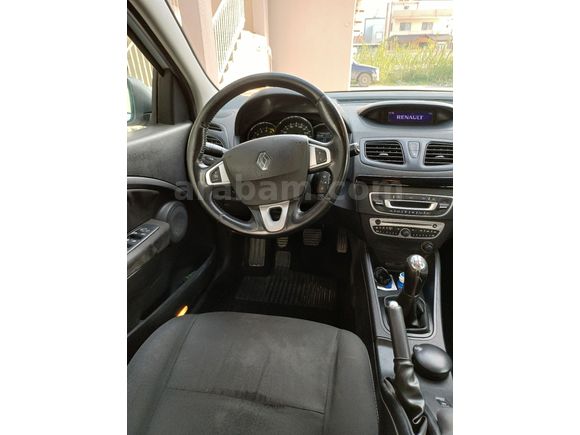 Düşük KM Megane 3 (1.5 dci)