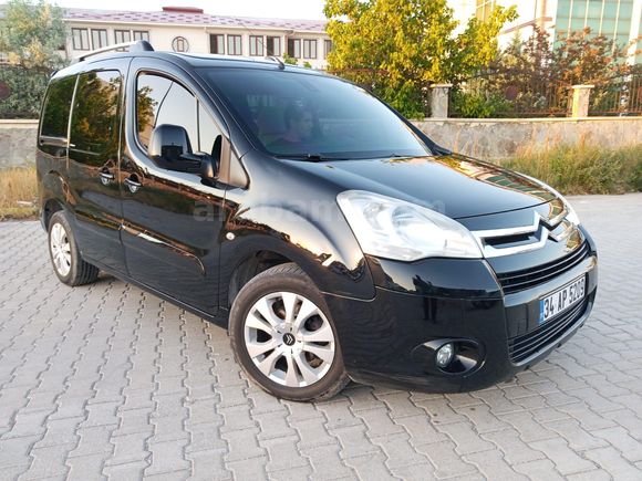 Berlingo 92'LİK Cam Tavan 210.000 Km'de