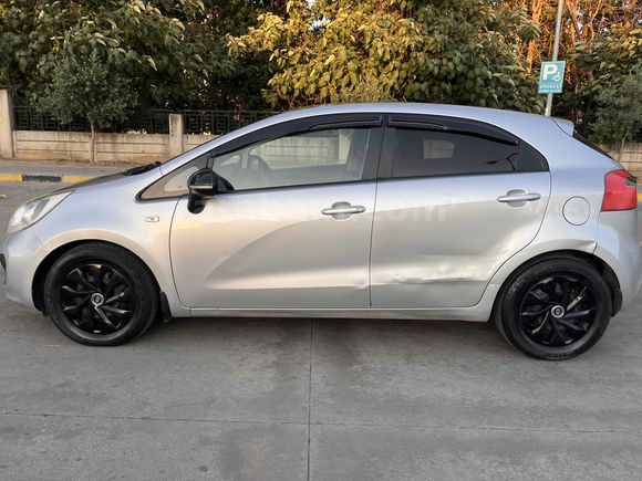 Sağlıkçıdan bakımlı 2012 Kia Rio 1.4 CRDi 
