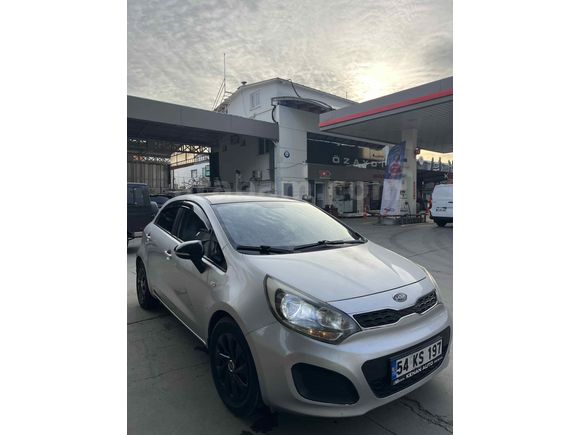 Sağlıkçıdan bakımlı 2012 Kia Rio 1.4 CRDi 
