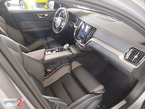 VOLVO YETKİLİ BAYİ ARKAS ANKARADAN V60 2.0 B4 PLUS DARK