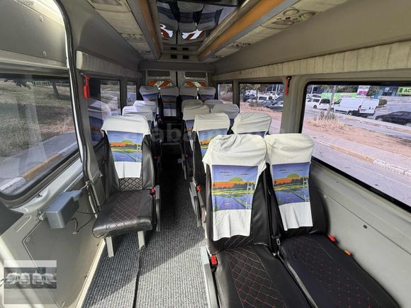AZİZOĞLU OTO'DAN 2013 MODEL VW CRAFTER 16+1 OKUL TAŞITI