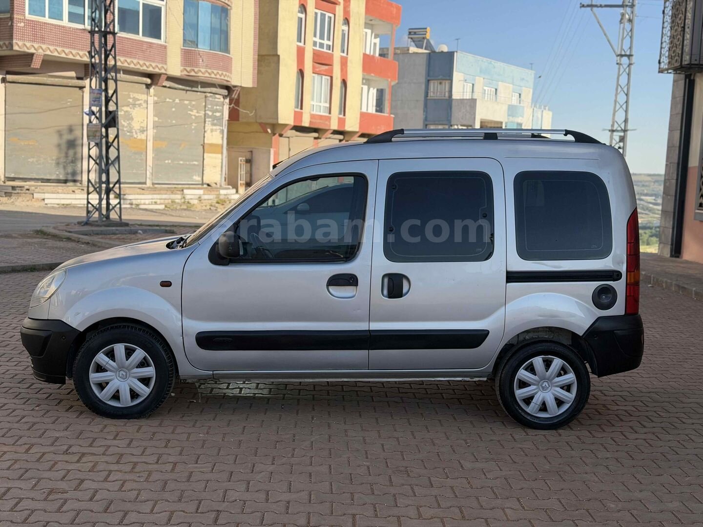 Galeriden Renault Kangoo 1.5 dCi Authentique 2004 Model Gaziantep 325.000 km Gri (Gümüş) 4