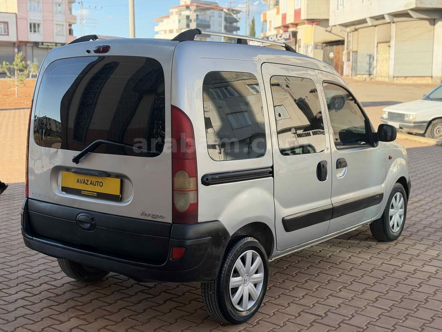 Galeriden Renault Kangoo 1.5 dCi Authentique 2004 Model Gaziantep 325.000 km Gri (Gümüş) 7