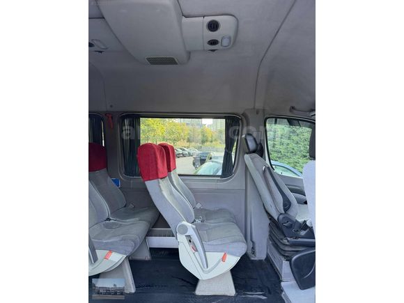 DEMİR'DEN 2015 MODEL CRAFTER ALMAN PERSONEL TAŞITI 15+1