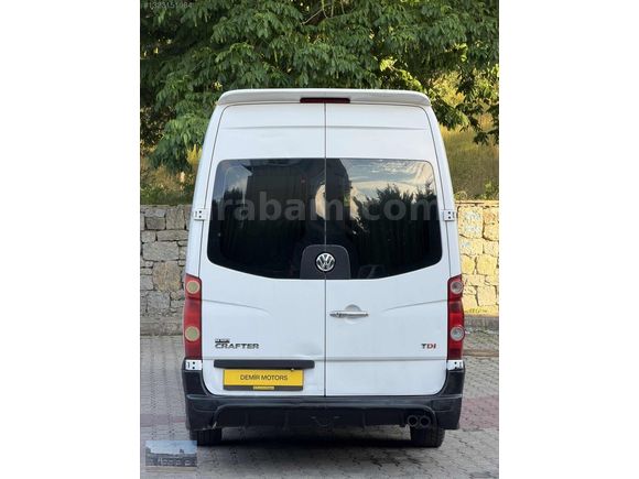 DEMİR'DEN 2015 MODEL CRAFTER ALMAN PERSONEL TAŞITI 15+1