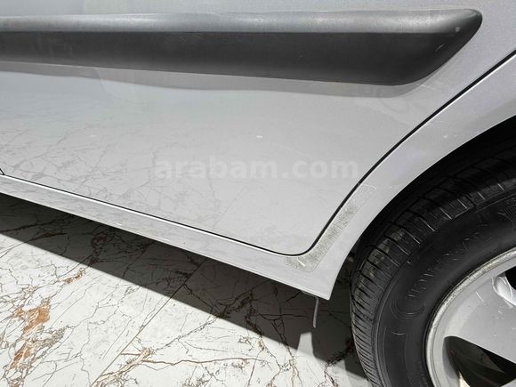 Galeriden Hyundai Matrix 1.5 CRDi Style Plus 2009 Model Antalya