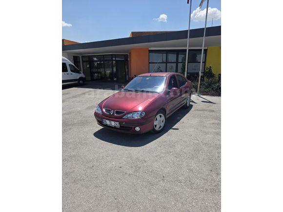 Sahibinden Renault Megane 1.4 Authentique 2002 Model