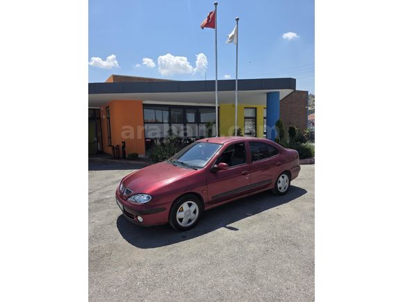 Sahibinden Renault Megane 1.4 Authentique 2002 Model