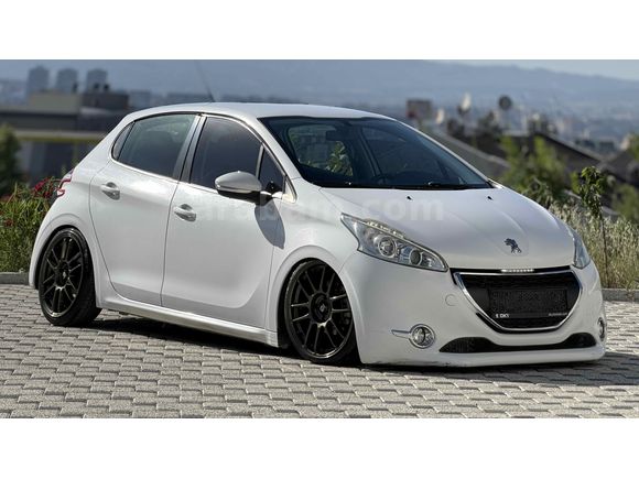 Sahibinden Peugeot 208 1.4 HDi Active 2013 Model 