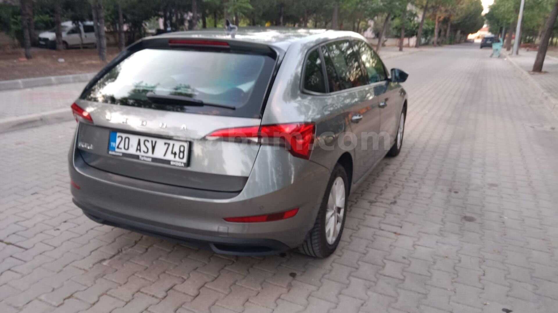 Sahibinden Skoda Scala 1.0 TSI Elite 2024 Model Denizli 51.500 km Füme 3