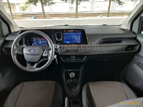 (Koyuncu Fiat) 2025 FORD TOURNEO COURİER 1.5 ECOBLUE TREND