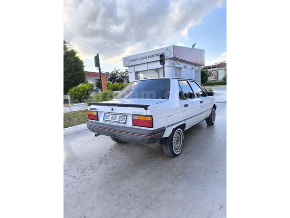 Sahibinden Renault R 9 1.4 Broadway 1992 Model