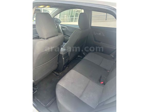 Sahibinden Toyota Auris 1.6 Active Skypack 2015 Model 