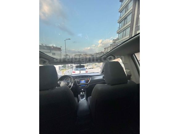 Sahibinden Toyota Auris 1.6 Active Skypack 2015 Model 