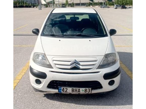 Bayan kullanıcıdan Citroen C3 1.4 HDi Confort 2009 Model