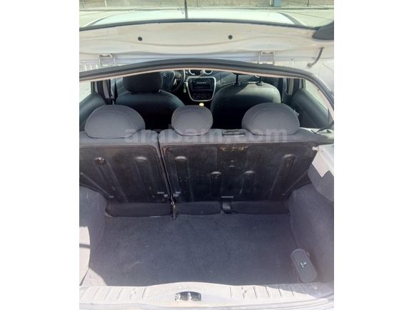 Bayan kullanıcıdan Citroen C3 1.4 HDi Confort 2009 Model