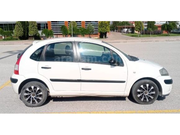 Bayan kullanıcıdan Citroen C3 1.4 HDi Confort 2009 Model