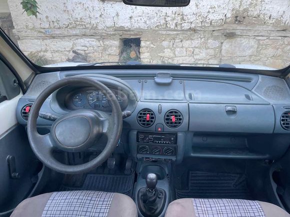 Galeriden Renault Kangoo 1.9 D 2001 Model Antalya