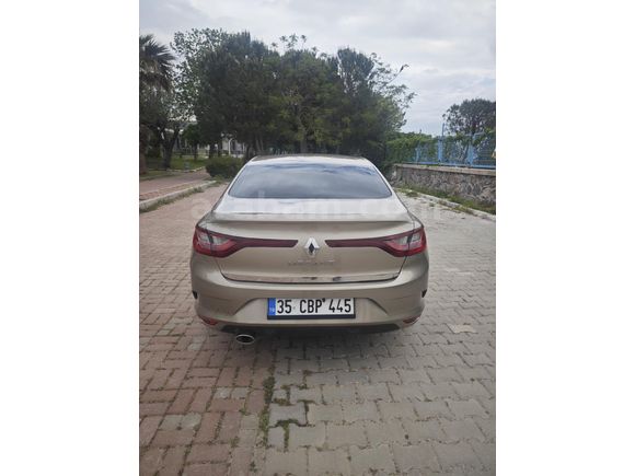 Sahibinden Renault Megane 1.6 Joy 2017 Model