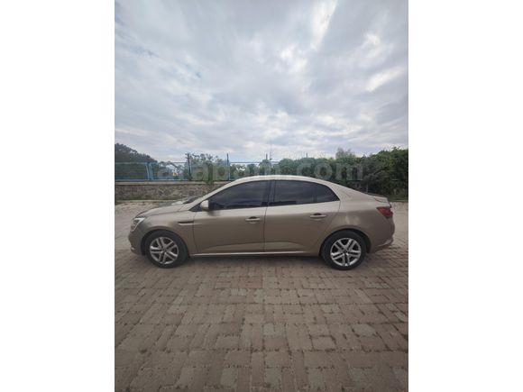 Sahibinden Renault Megane 1.6 Joy 2017 Model