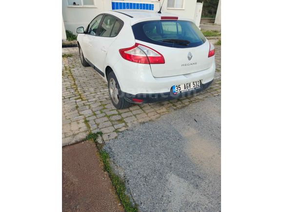 Sahibinden Renault Megane 1.6 Authentique 2011 Model 