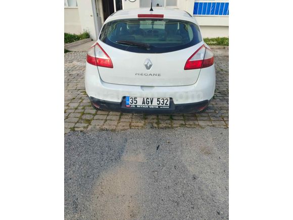 Sahibinden Renault Megane 1.6 Authentique 2011 Model 