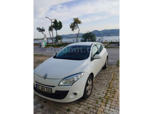 Sahibinden Renault Megane 1.6 Authentique 2011 Model 
