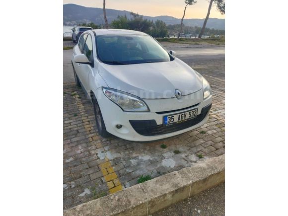 Sahibinden Renault Megane 1.6 Authentique 2011 Model 
