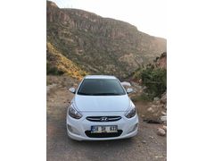 Sahibinden Hyundai Accent Blue 1.6 CRDI Mode Plus 2016 Model  132.000 km Beyaz