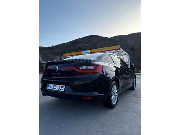Renault Megane 1.5 Blue DCI Touch 2020 Model