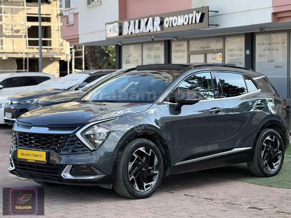 2022 KİA SPORTAGE 4*4/CAM TAVAN/HYBRİD/ K.ISITMA/FUL+FUL/ÇEKİ DE