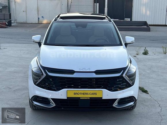 2023 BEYAZ HATASIZ BOYASIZ 4*4 FULL SPORTAGE