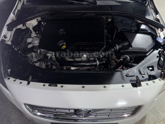 Sahibinden Volvo S60 1.6 D Advance 2012 Model