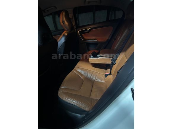 Sahibinden Volvo S60 1.6 D Advance 2012 Model