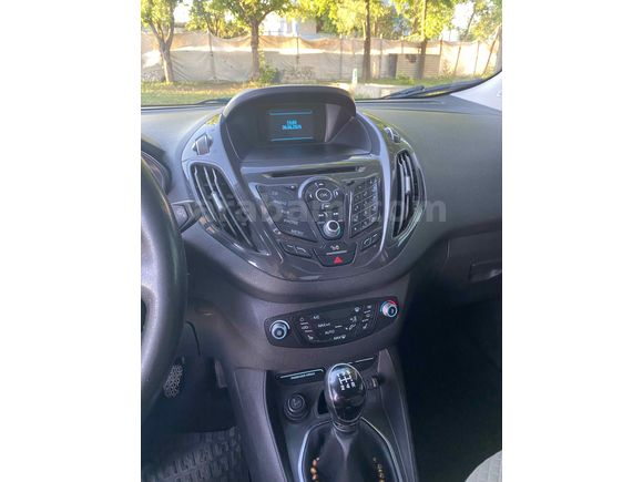 Sahibinden Ford Tourneo Courier 1.6 TDCi Titanium Plus 2017 Model 