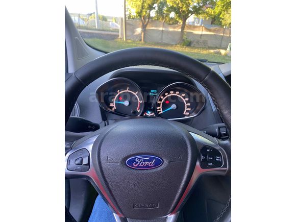 Sahibinden Ford Tourneo Courier 1.6 TDCi Titanium Plus 2017 Model 