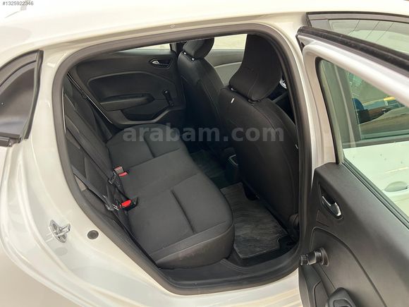 2020 MODEL (2021 TRAFİK ÇIKIŞLI) 1.5 DİZEL CLİO 5