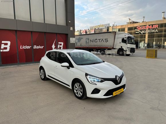 2020 MODEL (2021 TRAFİK ÇIKIŞLI) 1.5 DİZEL CLİO 5