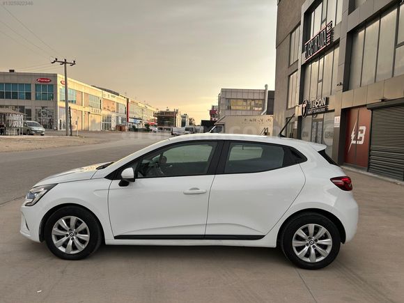 2020 MODEL (2021 TRAFİK ÇIKIŞLI) 1.5 DİZEL CLİO 5