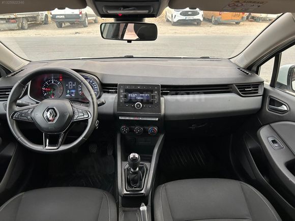 2020 MODEL (2021 TRAFİK ÇIKIŞLI) 1.5 DİZEL CLİO 5