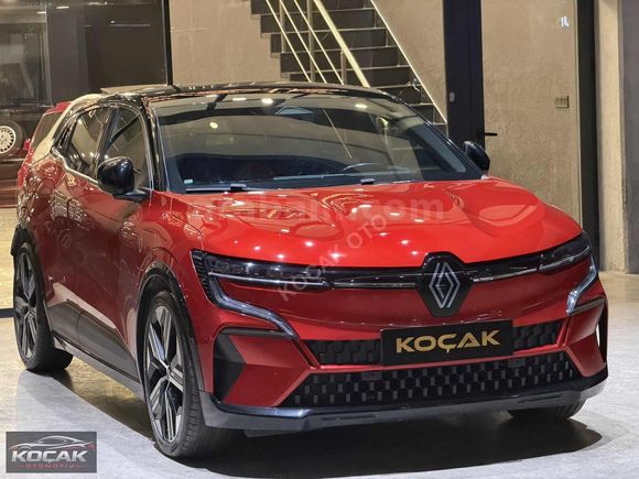 KOÇAK / 2024-RENAULT-MEGANE-E-TECH-ICONIC-KIRMIZI-LANSMAN