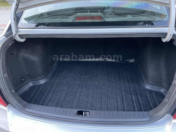 ŞEVİK OTOMOTİV den TR DE TEK İLK SAHİBİNDEN SANRUF LU FUL +FUL