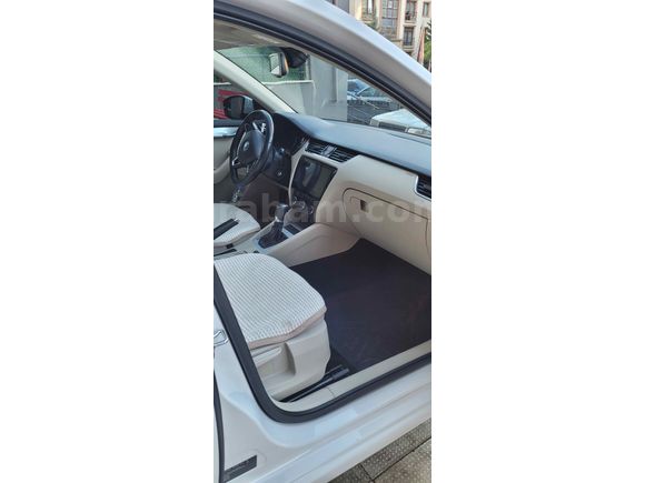 Sahibinden Skoda Octavia 1.4 TSI Style 2015 Model 