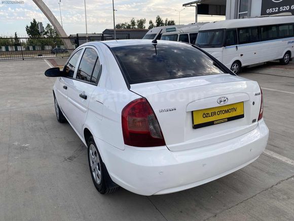 2011 MODEL DEĞİŞENSİZ HASAR KAYITSIZ OTOMATİK VİTES